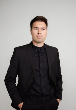 Алмаз  Гарипов